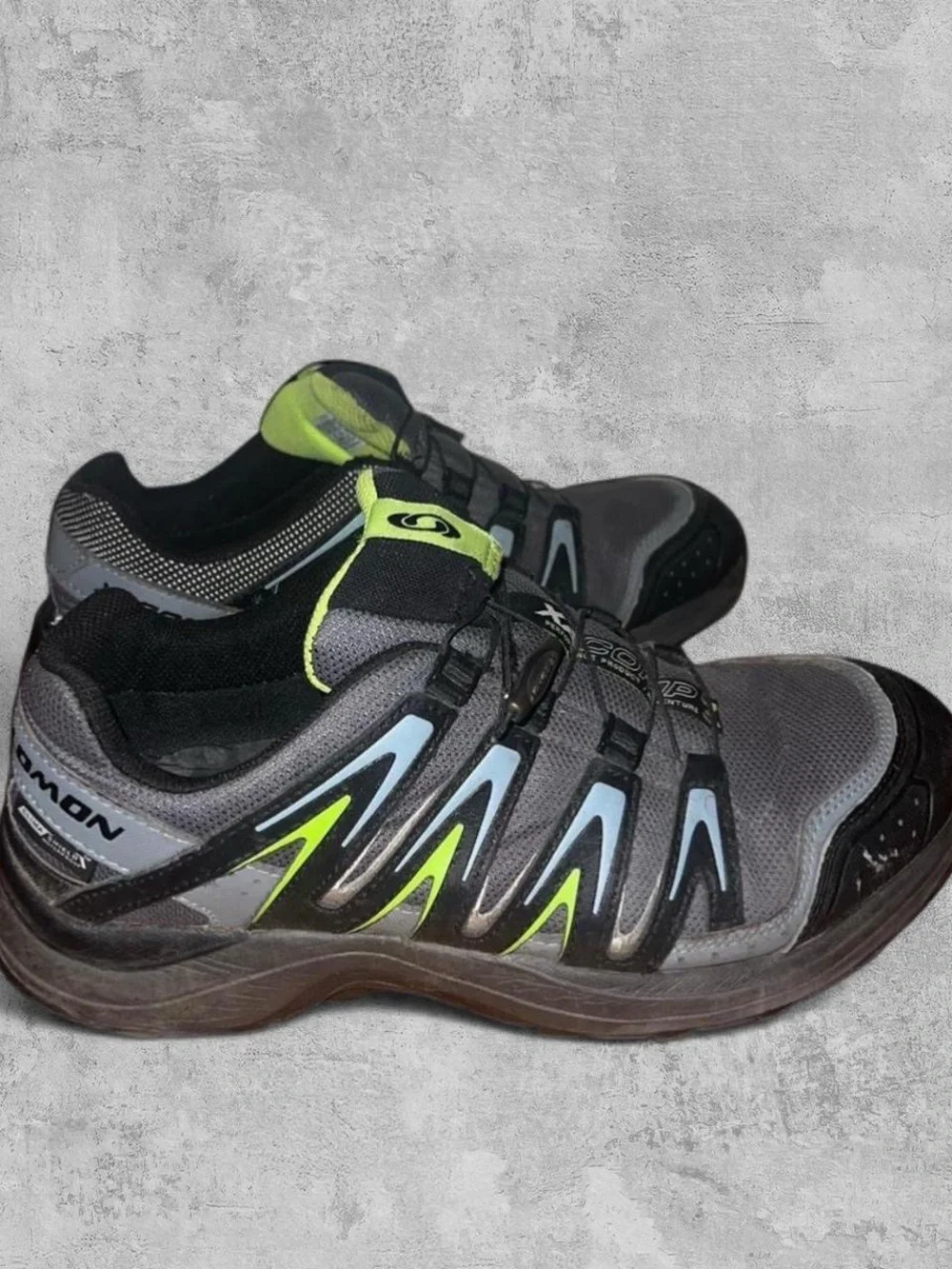Salomon Men's Black & Gray Trail Runners with Neon Green Accents